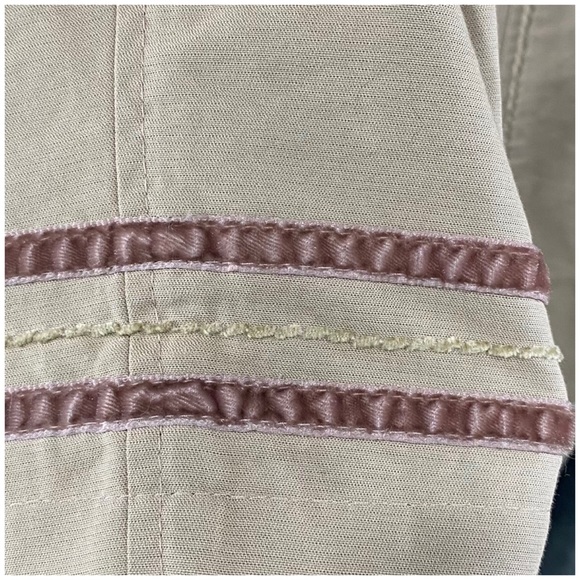 2004 Anthro “Gadfly Trench” by Elevenses - Picture 6 of 15